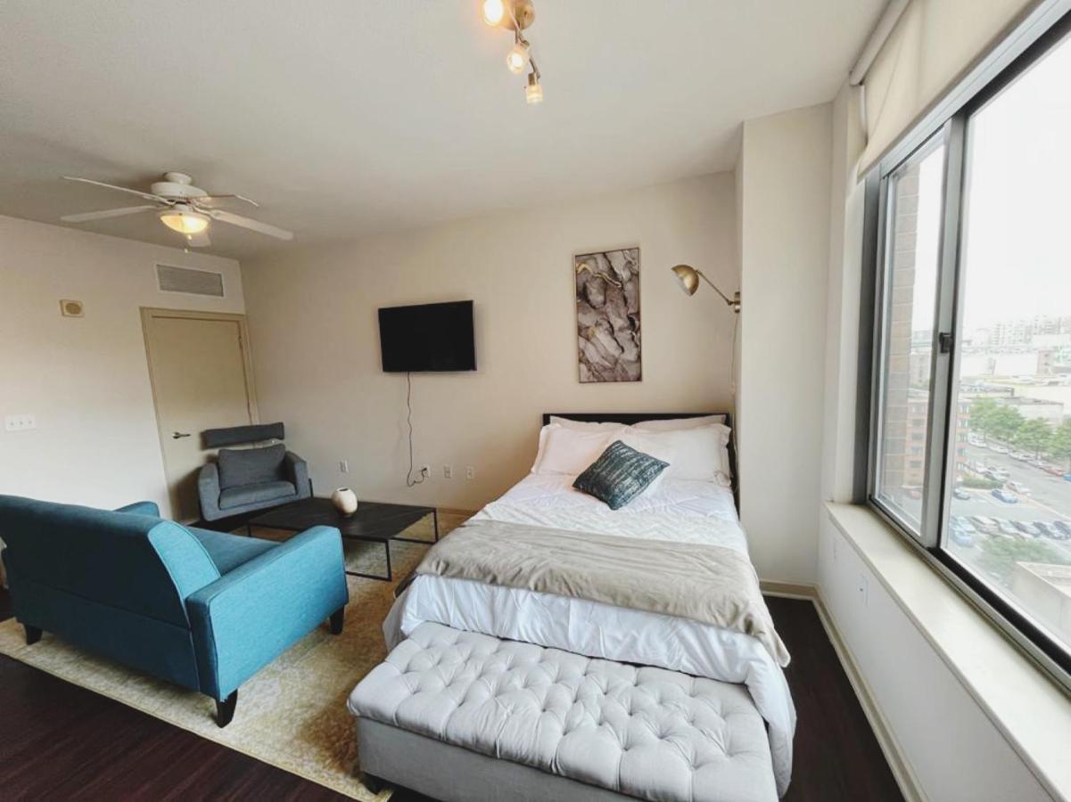 Charming Studio In Downtown Silver Spring Md ภายนอก รูปภาพ